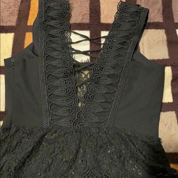 FASION NOVA BLOUSE - Picture 2 of 5